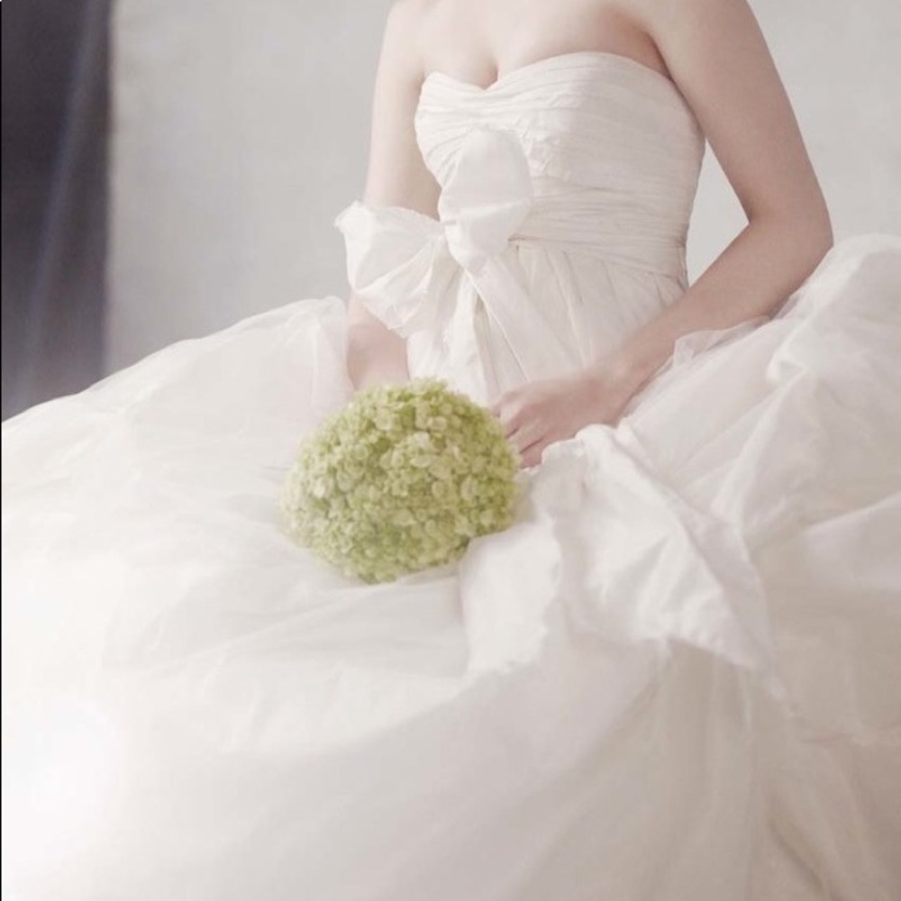 Vera Wang - WHITE - Wedding Dress
